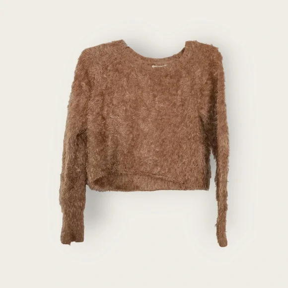 Billabong Cropped Eyelash knit sweater super fuzzy Size Medium - Picture 2 of 3